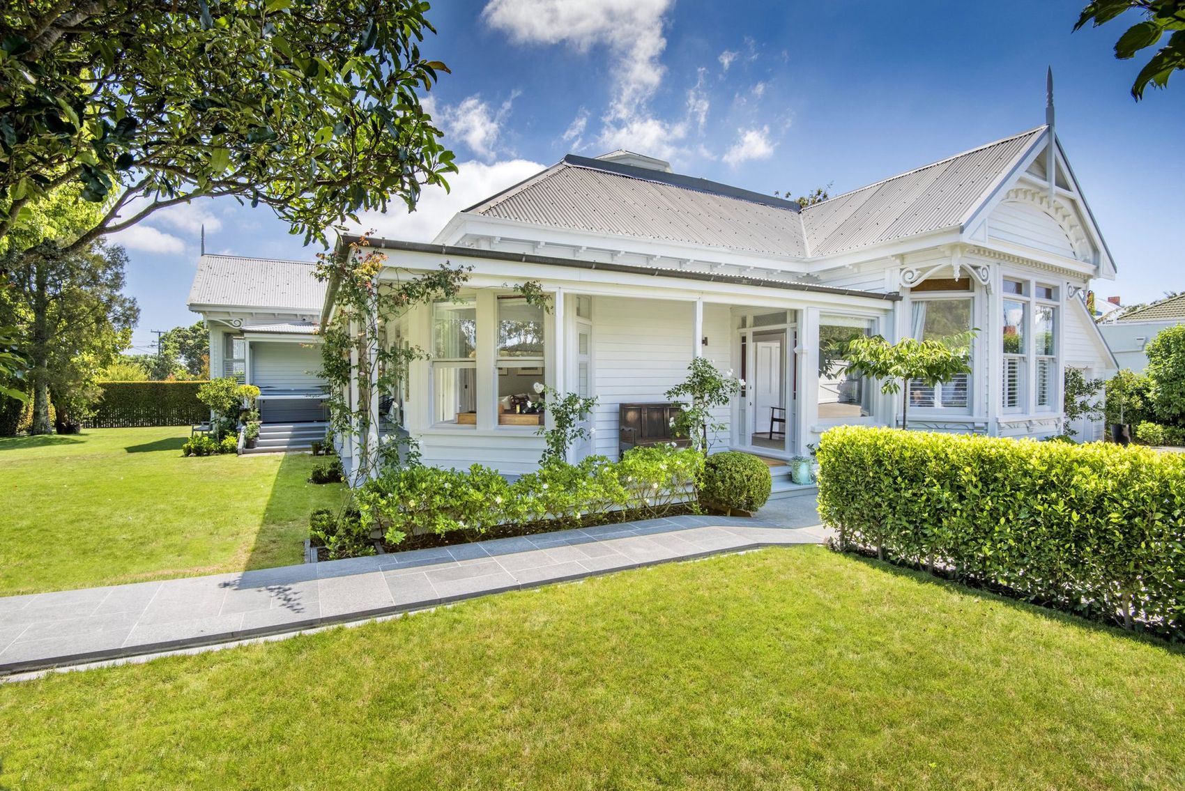 Contemporary garden design