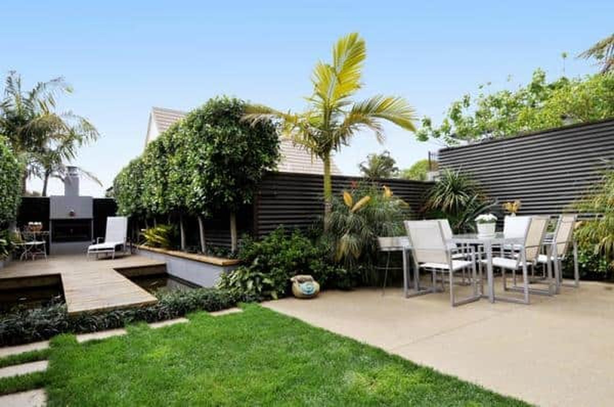 Timber deck construction